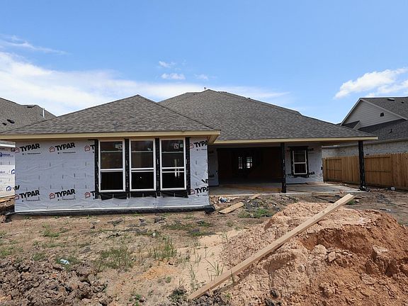 4th image of 1814 N Wildflower Dr