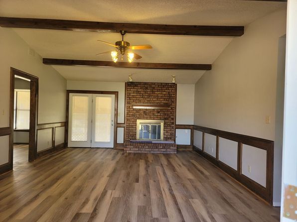 104 S 40th St, Van Buren, AR 72956