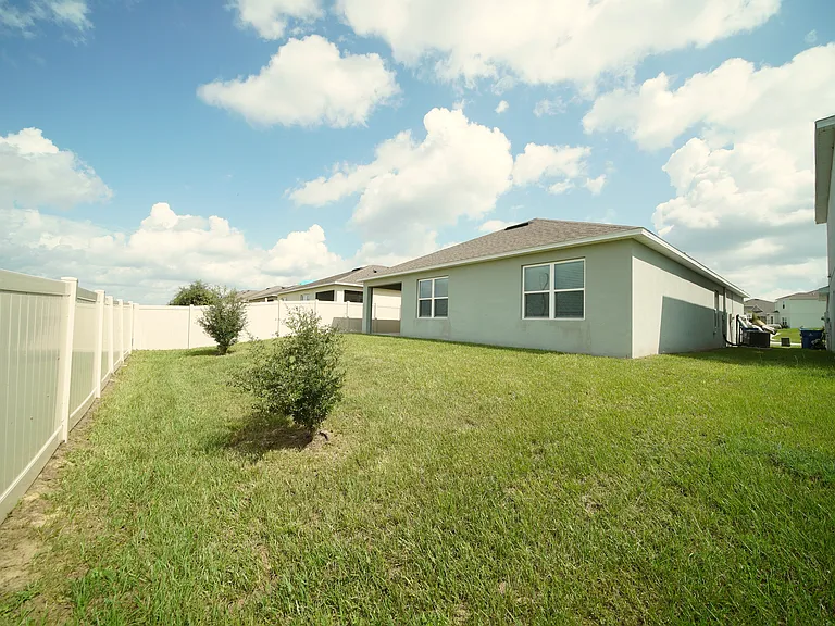 4325 Deleon St — Photo 5