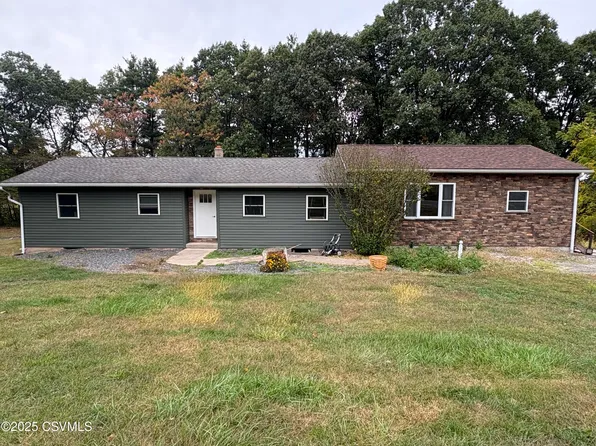 4 Tank Rd, Nescopeck, PA 18635