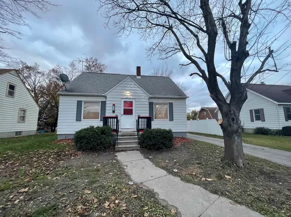 2916 S Euclid Ave, Bay City, MI 48706