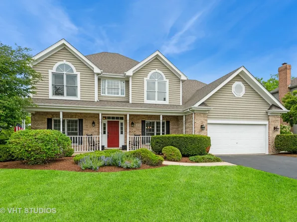 256 Westhaven Cir, Geneva, IL 60134