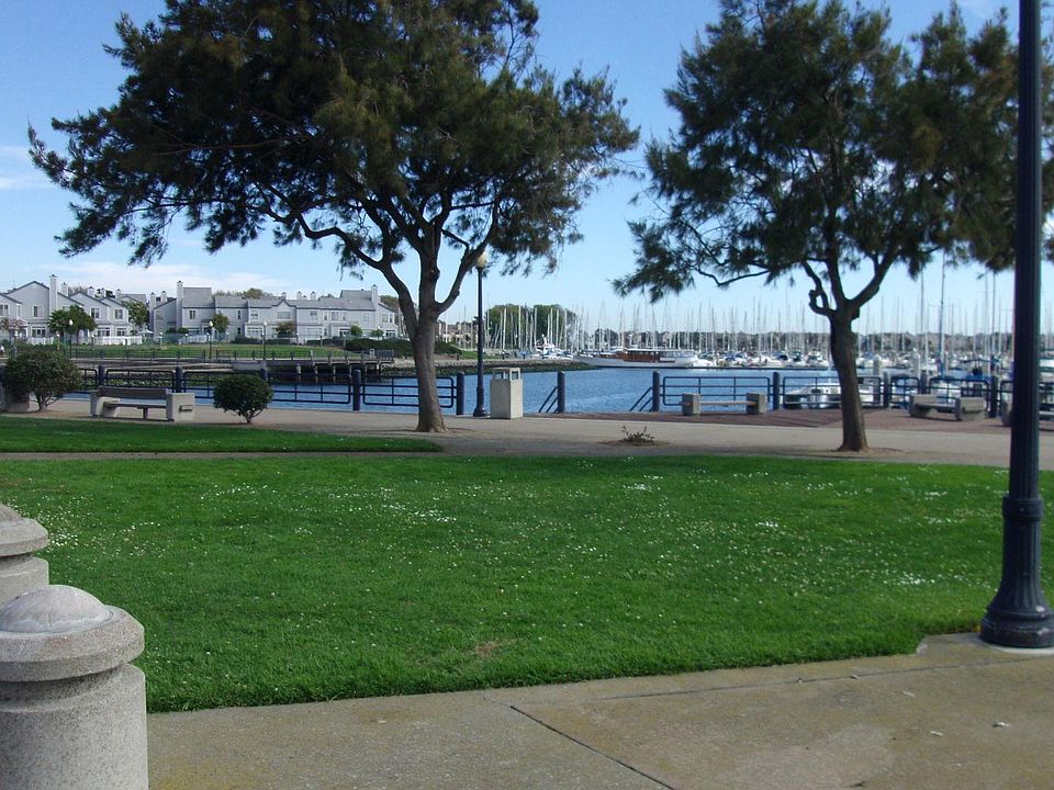 1st image of 1704 Northshore Dr
