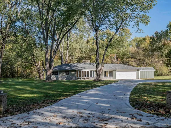 4931 Ranch Rd, Leo, IN 46765
