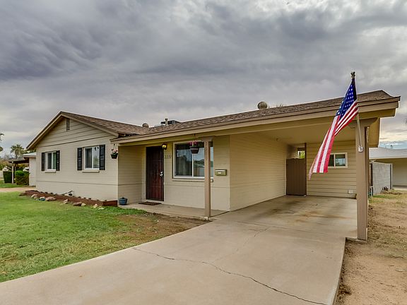 2nd image of 2219 W Glenn Dr