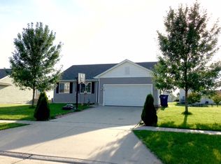 2912 SE Cobblestone Dr, Grimes, IA 50111