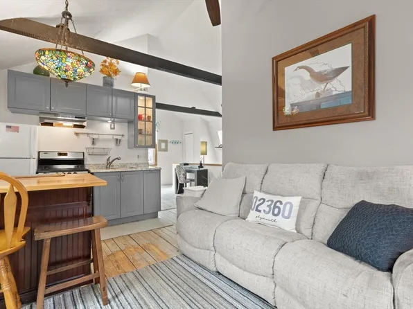 8-8 North St #R, Plymouth, MA 02360