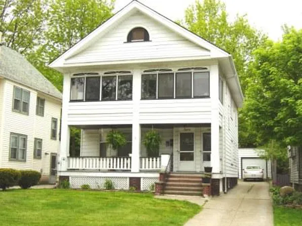 18421 Sloane Ave #2, Lakewood, OH 44107