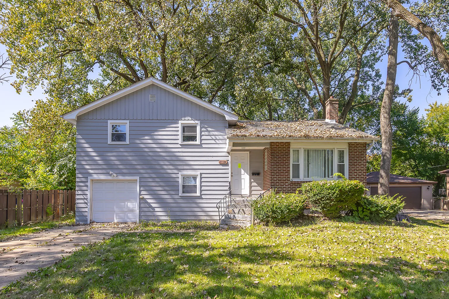 14932 Clark St photo 1