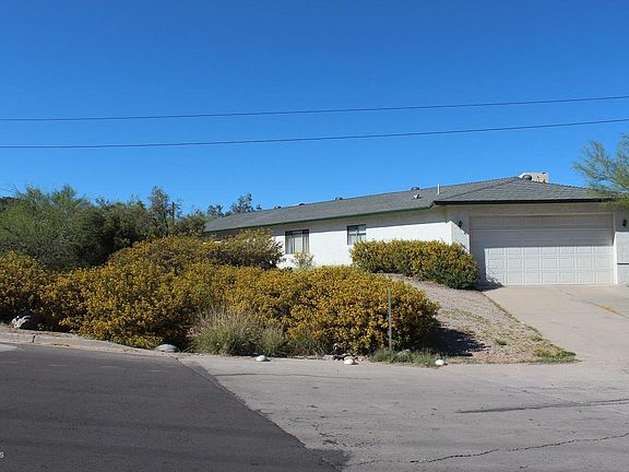 2nd image of 1402 E Desert Cove Ave