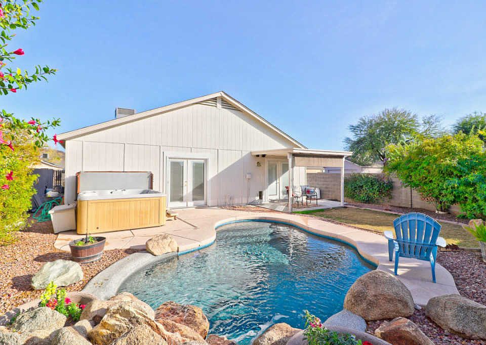 31♡ Nissan 300ZX Z31 1983-1987 Genuine Nissan Tank Vacuum