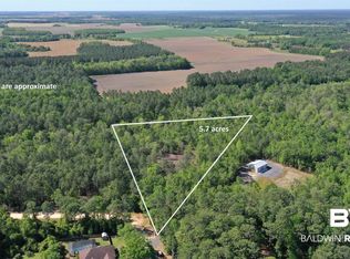 3 Brookwood Dr, Atmore, AL 36502