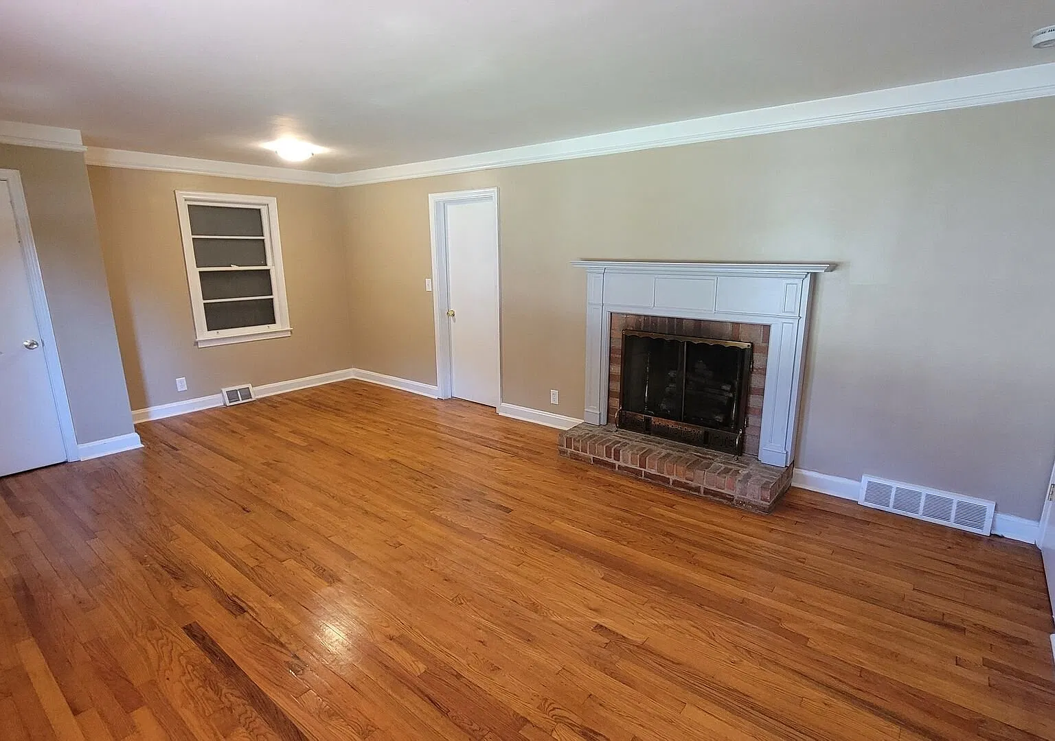 Remodeled 2 Bed, 1.5 Bath Home Near Augusta Road — Photo 2