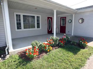 27 Henkle Ave, Gallipolis, OH 45631