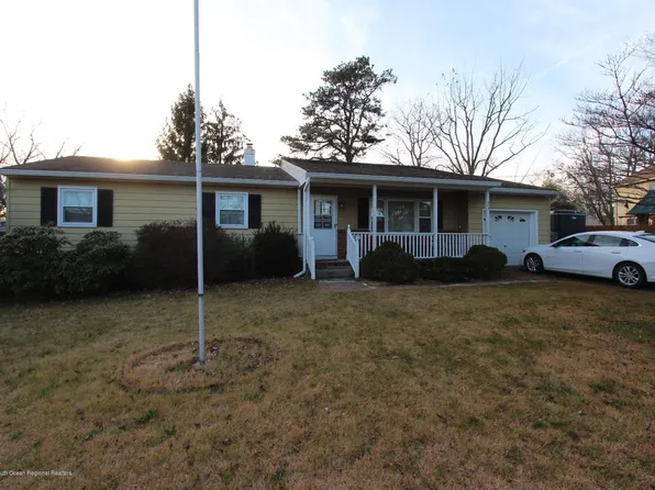 404 Hudson Dr, Brick, NJ 08723