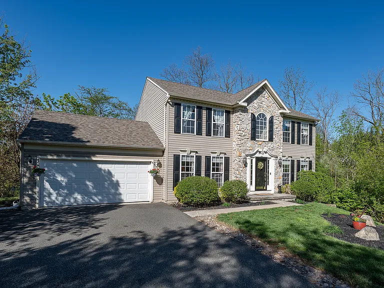 903 Maplewood Dr — Photo 55