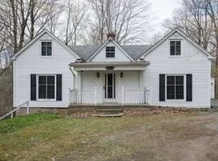 273 Davis Rd, East Aurora, NY 14052