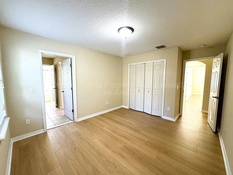 6621 Helmsley Cir — Photo 33