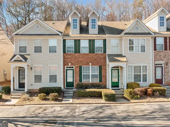 1331 Penhurst Dr, Lawrenceville, GA 30043