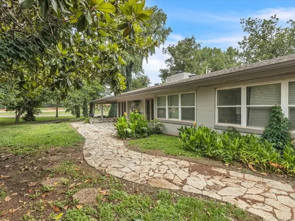 417 Garth Brooks Blvd, Yukon, OK 73099