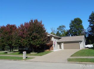 720 Briarwood Ct, Creve Coeur, IL
