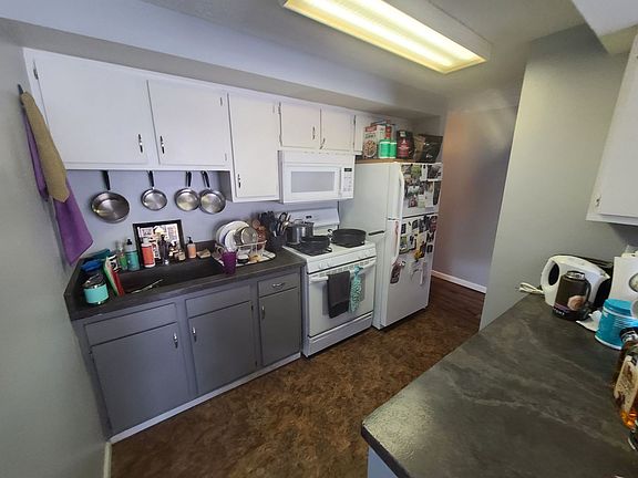 3rd image of 205 S Millvale Ave #104