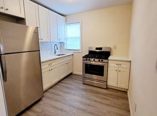 7013 65th St FLOOR 2, Ridgewood, NY 11385