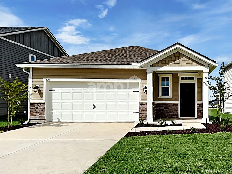 621 Onate Cir — Photo 1