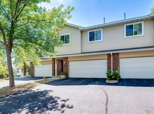 7391 Braden Trl, Inver Grove Heights, MN 55076