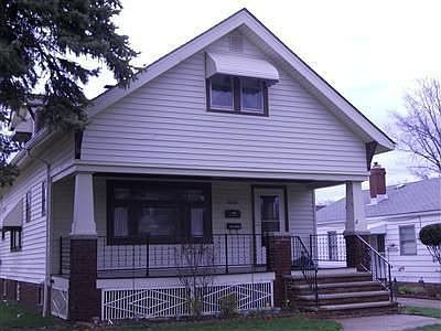 1st image of 3806 Center Dr