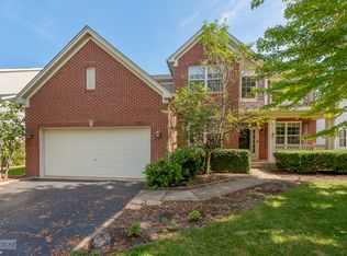 2524 Prairie Crossing Dr, Montgomery, IL 60538