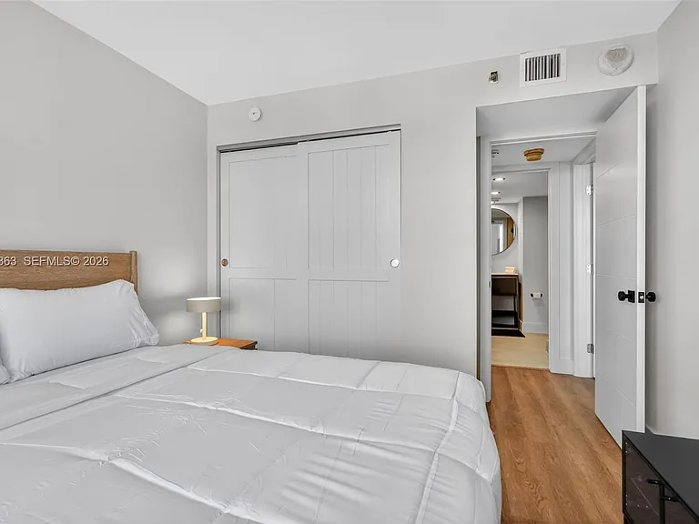 2555 Collins Ave #1812 — Photo 15