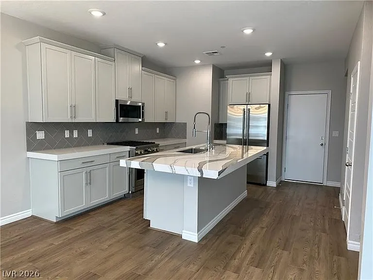 600 N Carriage Hill Dr #1043 — Photo 7