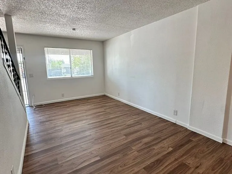 3411 Center Dr — Photo 19