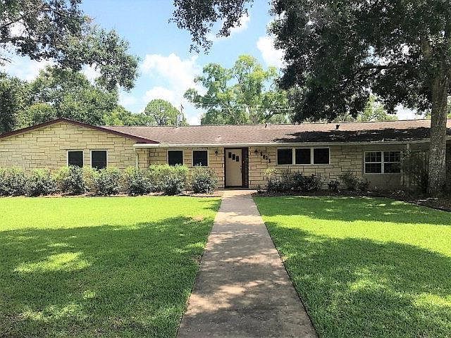 1st image of 1011 Alvin Ave