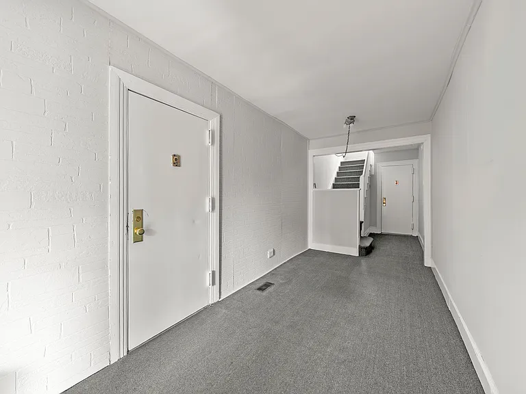 126 Essex St #3 — Photo 3