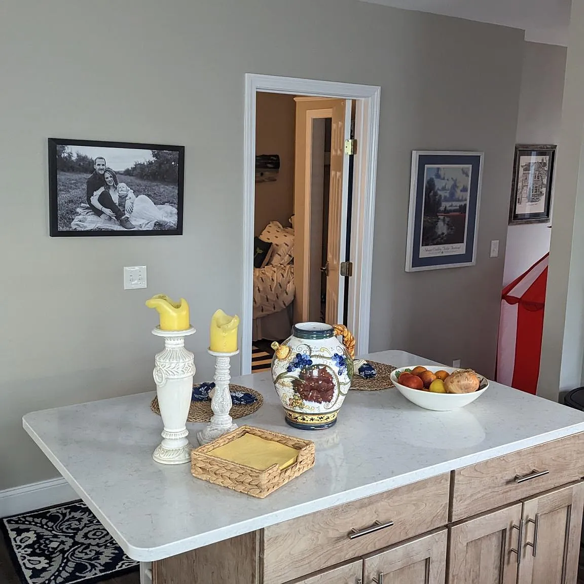 2 bed, 1100 sqft, $2,700 — Photo 1