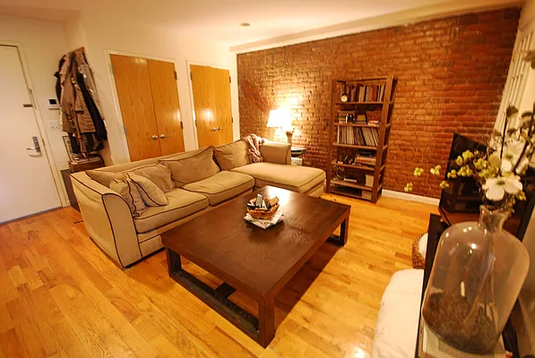 Rented by Vanderborgh Realty  | media 10