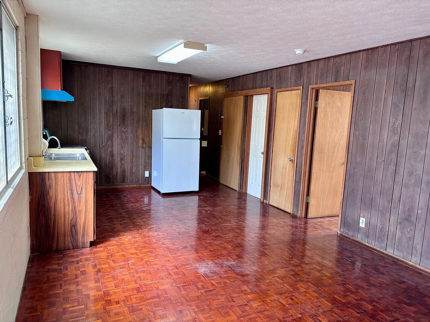 Available September 9, 2026 | A 3 Bedroom + Den, 1.5 bath duplex with 2 parking nested in Kaimuki — Photo 2