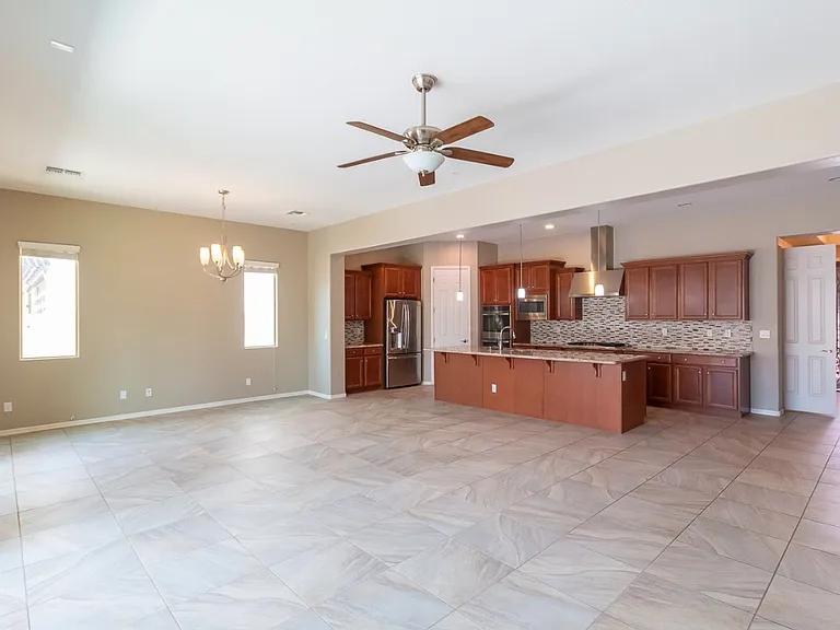 10317 E Catalyst Ave — Photo 22