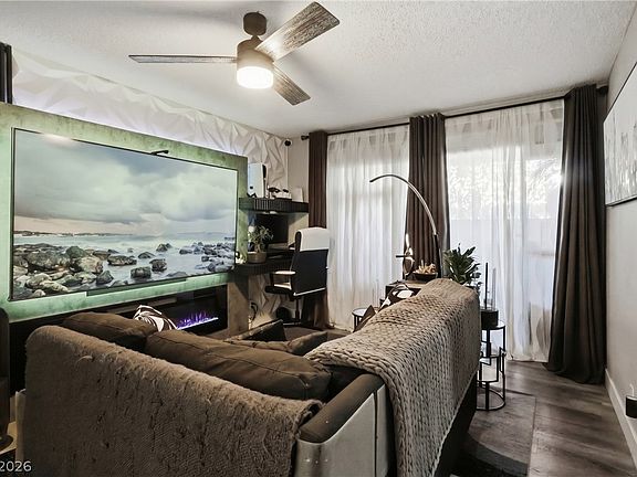 5th image of 4321 Gannet Cir Unit 199