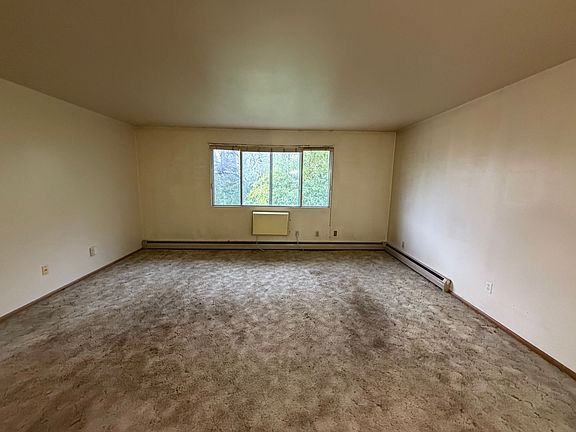 2nd image of 113 S Platten St APT 209