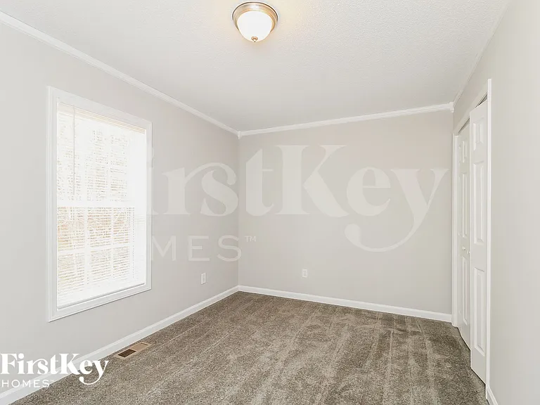2200 Emerald Creek Ct — Photo 10