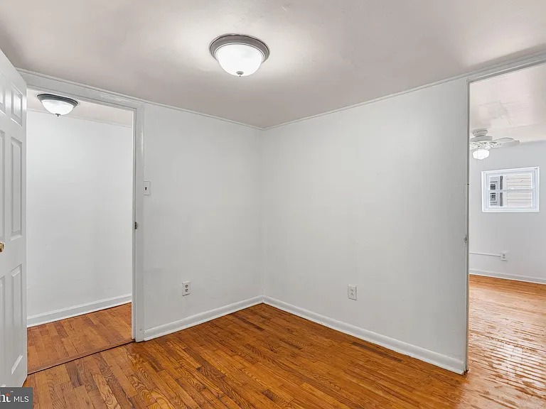 1224 Peters St — Photo 10