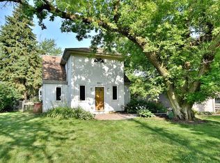 5900 Pershing Ave, Downers Grove, IL 60516