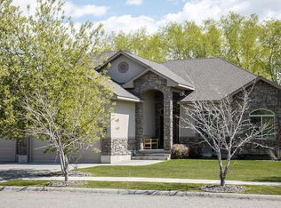 3977 E Willow Ridge Dr, Ammon, ID 83406