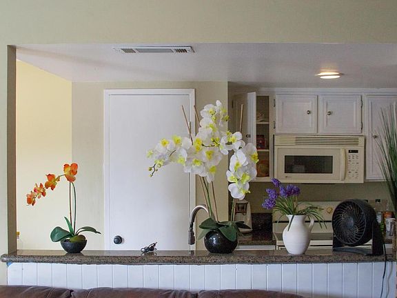 4th image of 594 Paseo La Perla