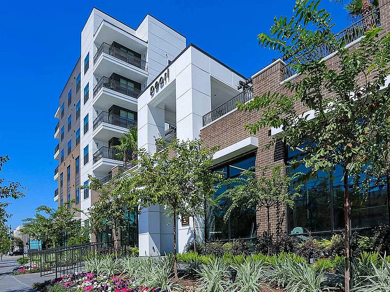 PearlWashington_ext_facade-2
