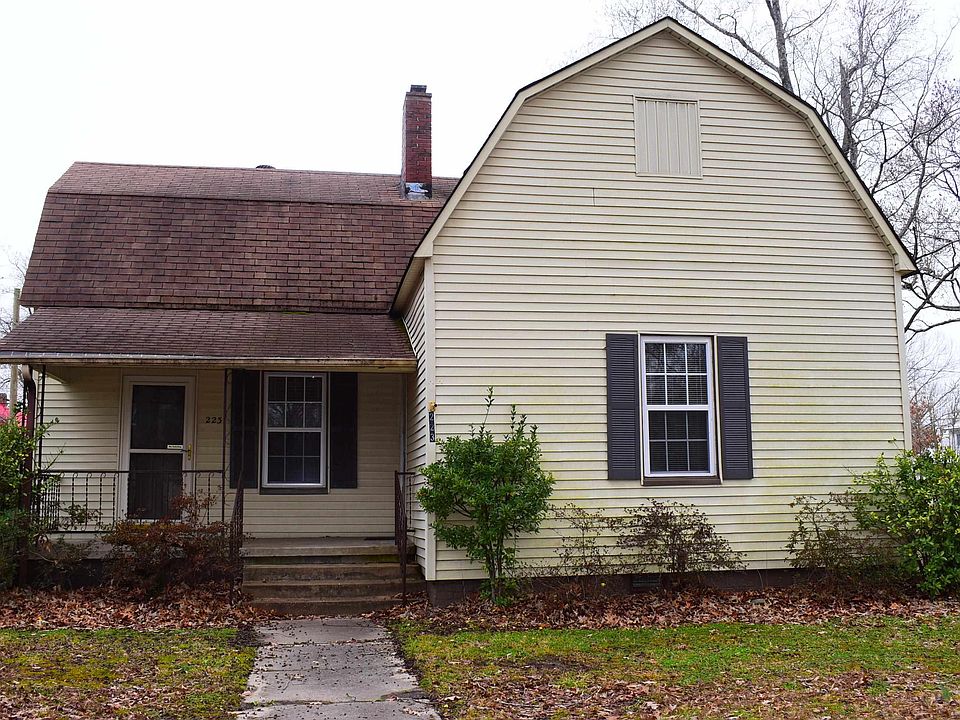 1st image of 223 N Missouri St