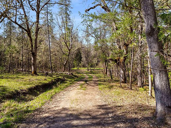 3rd image of 5812 Donaldson Rd